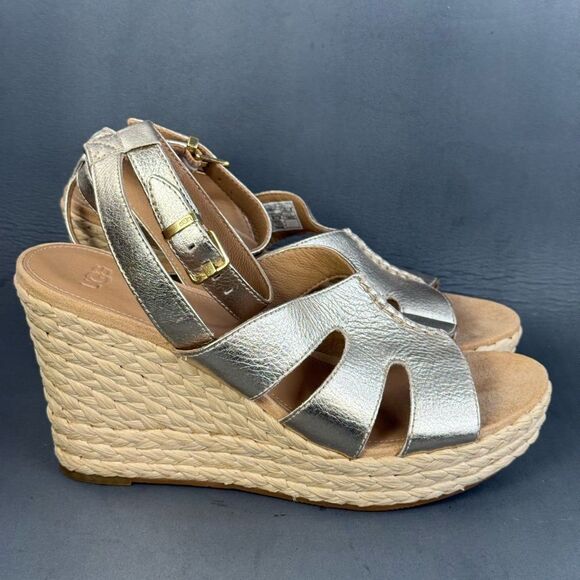 UGG Women's Careena Ankle-Strap Espadrille Platform Wedge Sandals size 9 - Picture 2 of 10